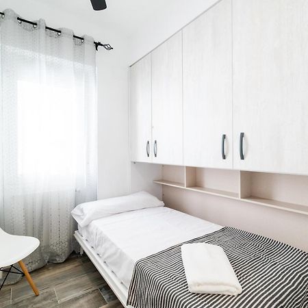 Pajaritos Suites Junto A Centro, Estacion De Tren Y Plaza De Toros غرناطة المظهر الخارجي الصورة