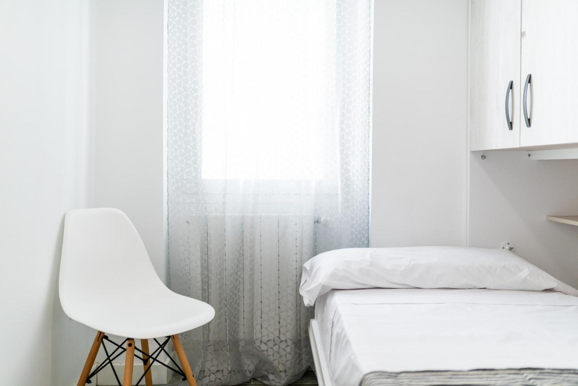 Pajaritos Suites Junto A Centro, Estacion De Tren Y Plaza De Toros غرناطة المظهر الخارجي الصورة