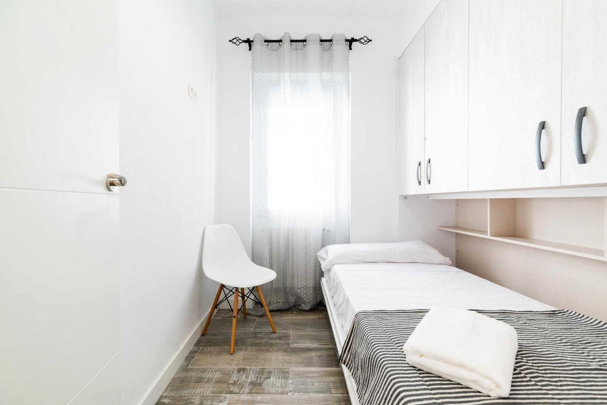Pajaritos Suites Junto A Centro, Estacion De Tren Y Plaza De Toros غرناطة المظهر الخارجي الصورة