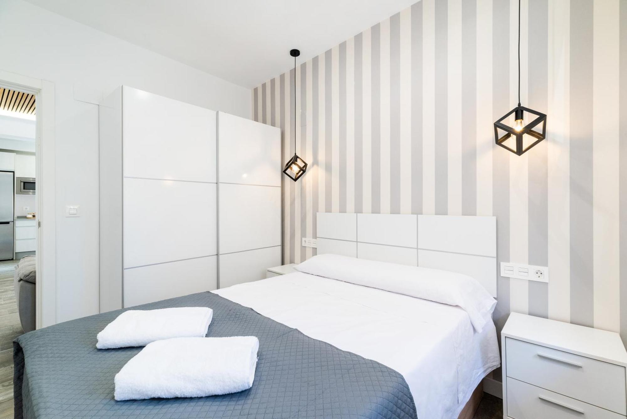 Pajaritos Suites Junto A Centro, Estacion De Tren Y Plaza De Toros غرناطة المظهر الخارجي الصورة