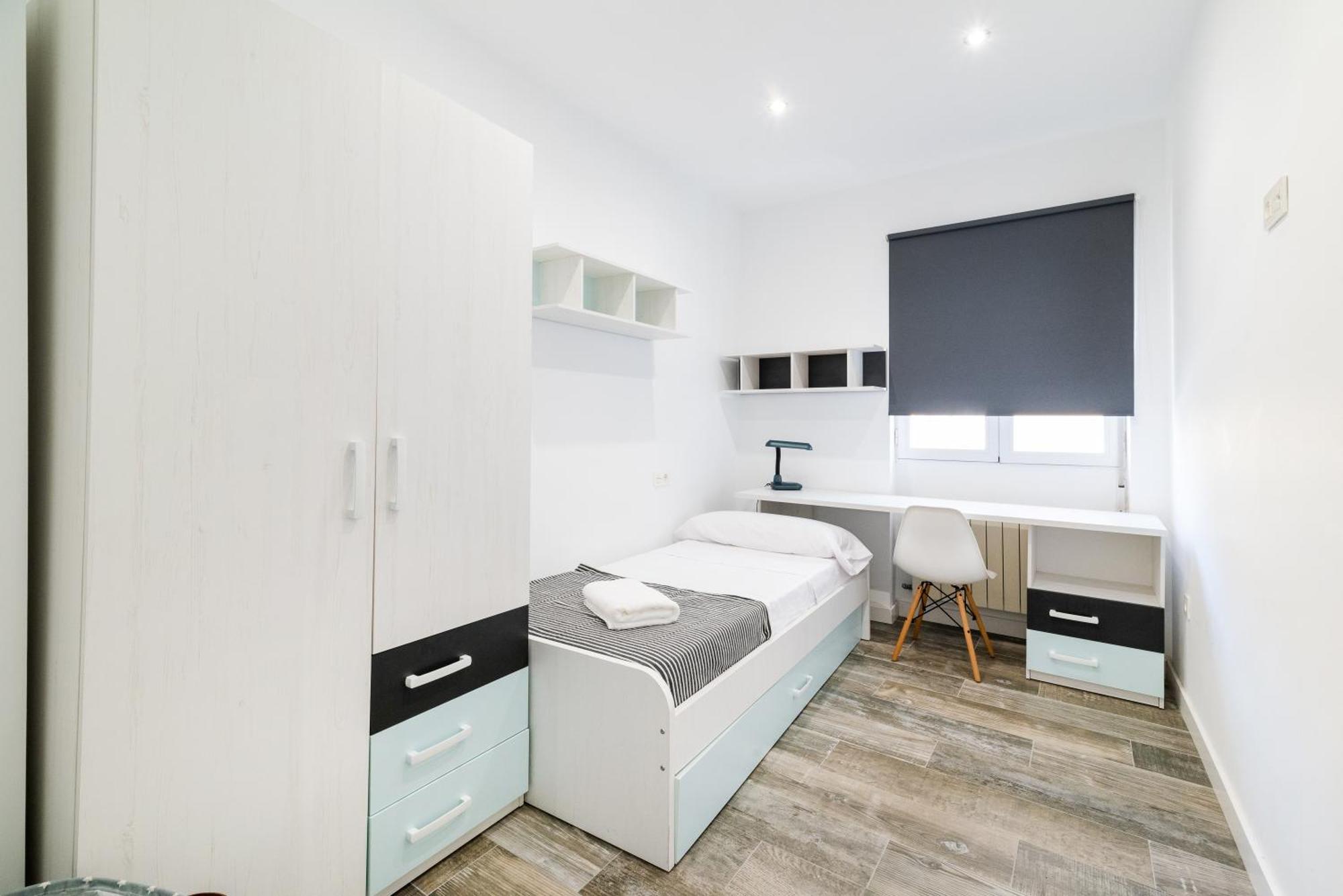 Pajaritos Suites Junto A Centro, Estacion De Tren Y Plaza De Toros غرناطة المظهر الخارجي الصورة