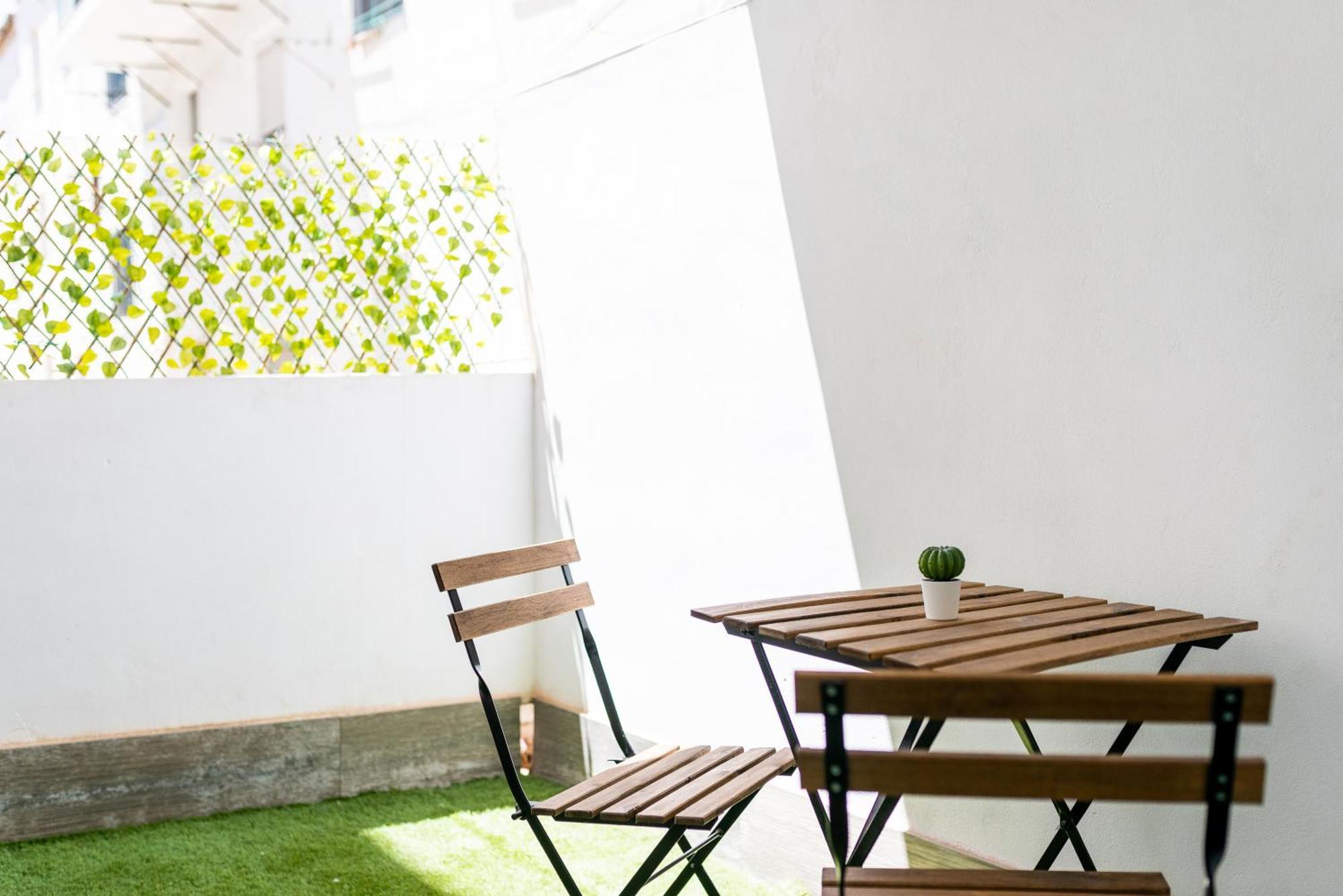 Pajaritos Suites Junto A Centro, Estacion De Tren Y Plaza De Toros غرناطة المظهر الخارجي الصورة