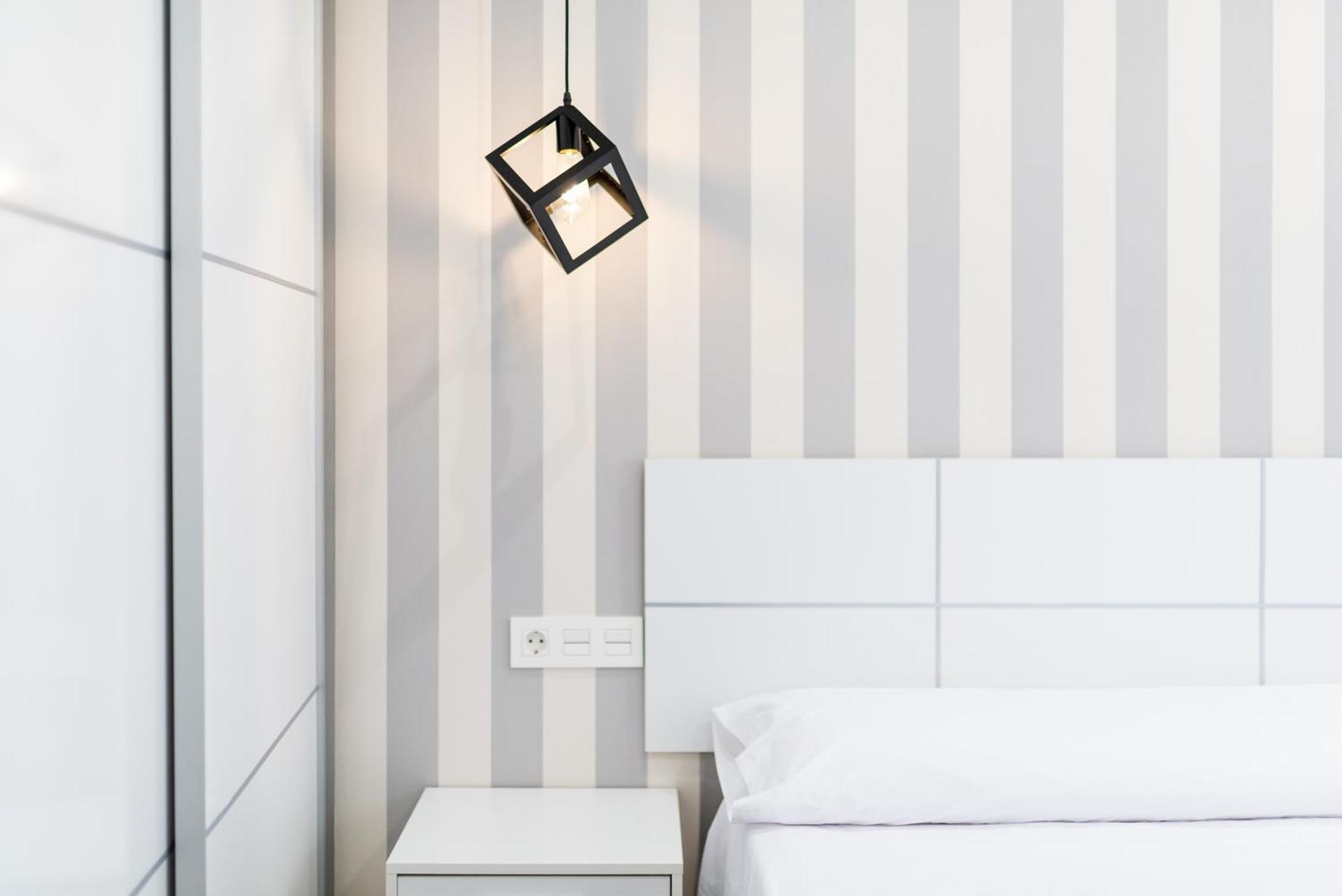 Pajaritos Suites Junto A Centro, Estacion De Tren Y Plaza De Toros غرناطة المظهر الخارجي الصورة